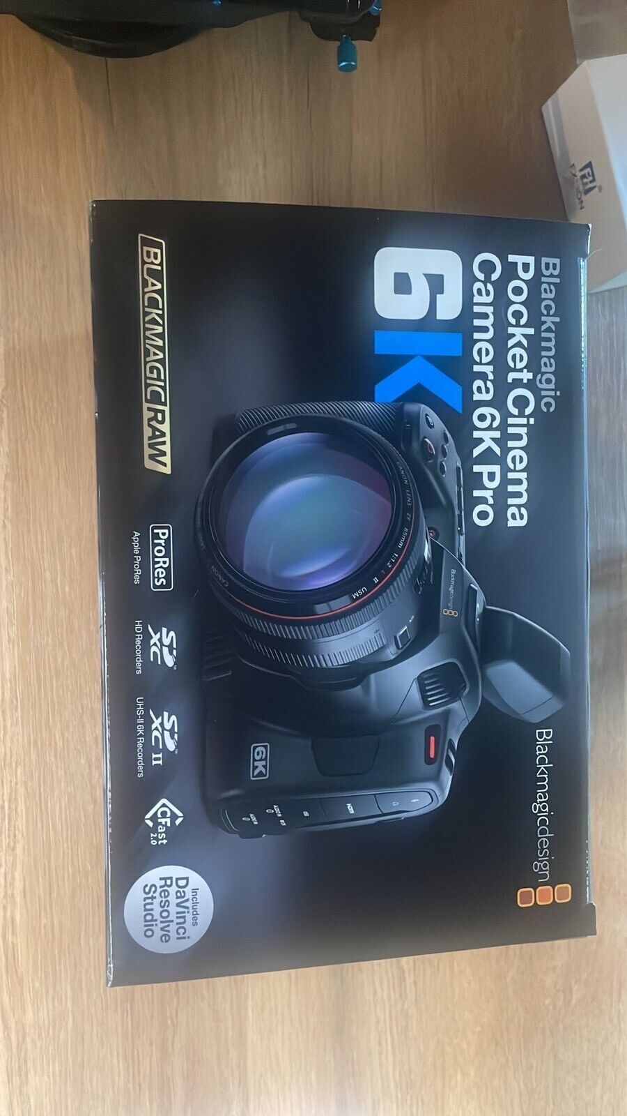 Blackmagic Design Pocket Cinema Camera 6K Pro